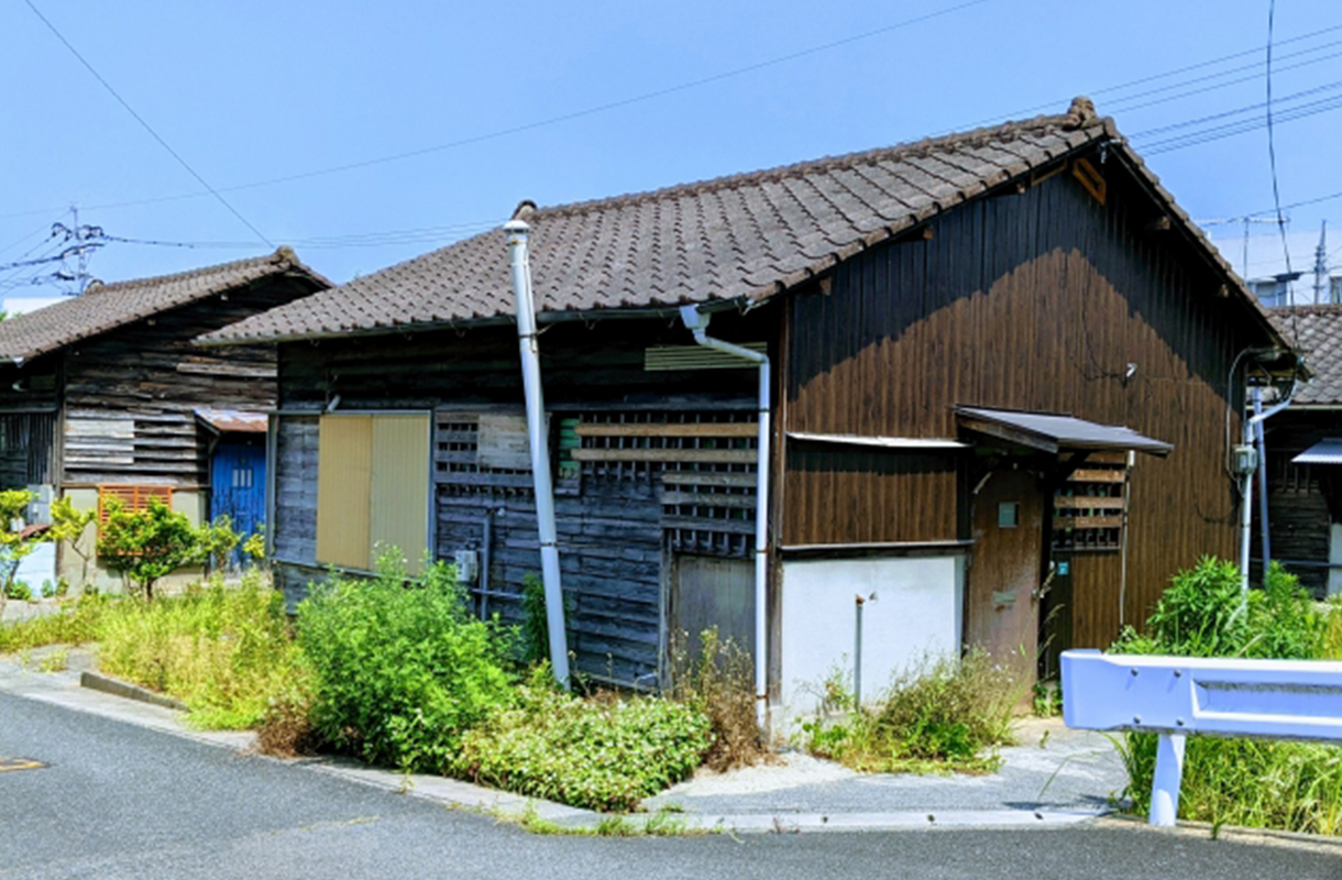 ケース02. 使用用途のない実家が空き家化してご近所トラブルに発展